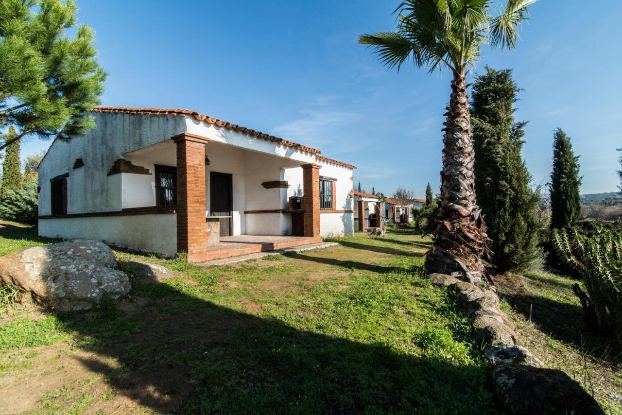 Hotel El Pueblo De Leo Badajoz Zewnętrze zdjęcie
